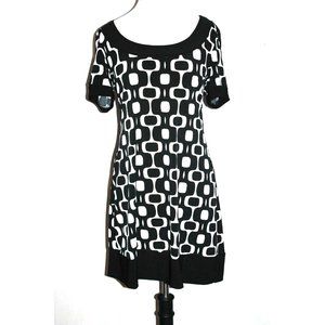 TIANA B Women's Size Medium M  Black and White Dress Short Sleeve Round Neck